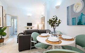 Lanza Suite Apartment